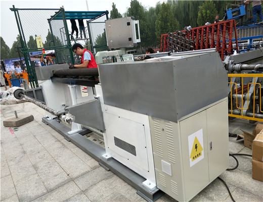 Prenda impermeable hexagonal completamente automática de Mesh Machine 440V 120M/H del alambre